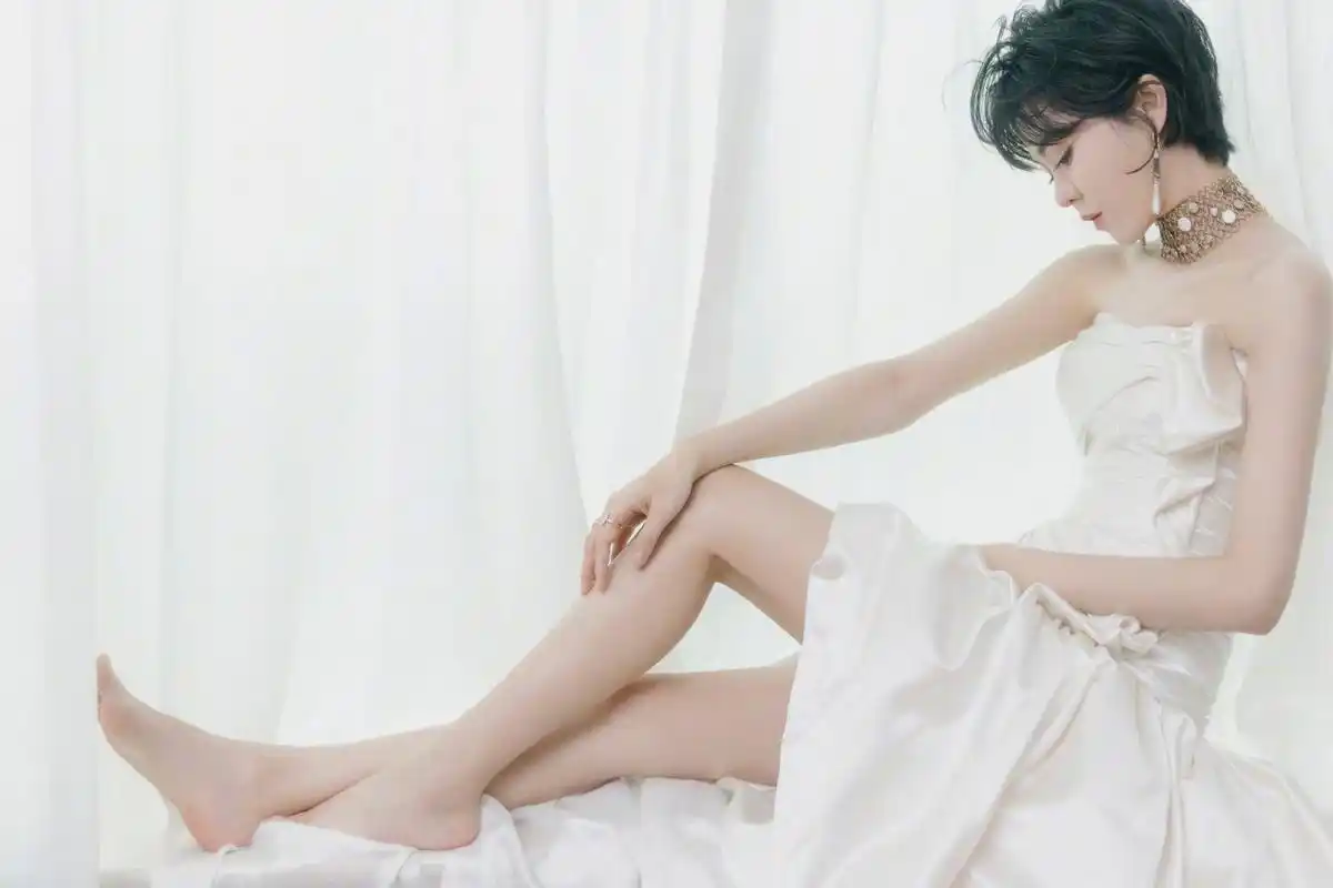 郁可唯  美腿玉足合集