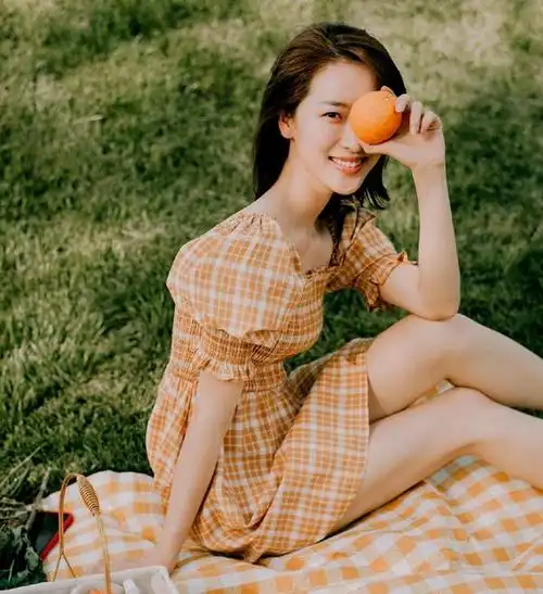 何雨虹漂亮图片何雨虹身材写真