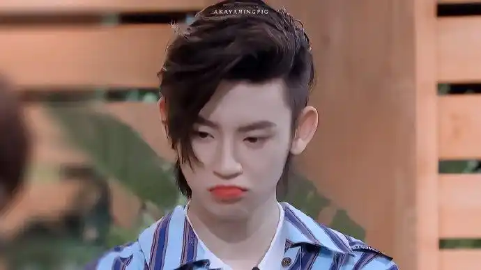 小鬼王琳凯超话这一期也太搞笑了 鬼哥倍儿挺#范丞丞小鬼正骨太好笑了