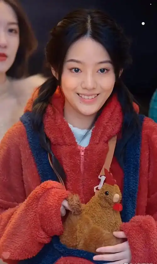 最近6部爆火短剧俊男美女演技不输科班生难怪宁静都说上头了