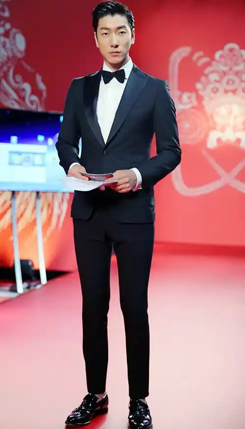 娱乐圈身高最高的七位男明星,胡歌185cm垫底,吴亦凡帅到没朋友