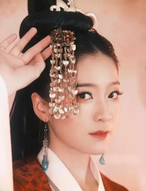 张雪迎赵飞燕古装扮相##张雪迎复刻赵飞燕细腰