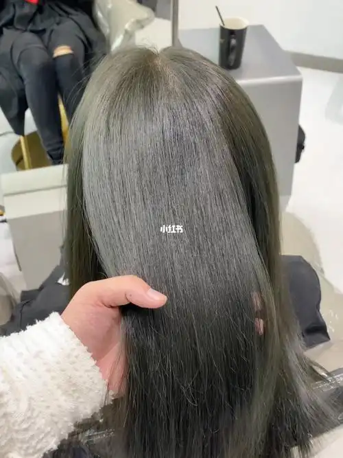 高级质感发色烟熏青灰色