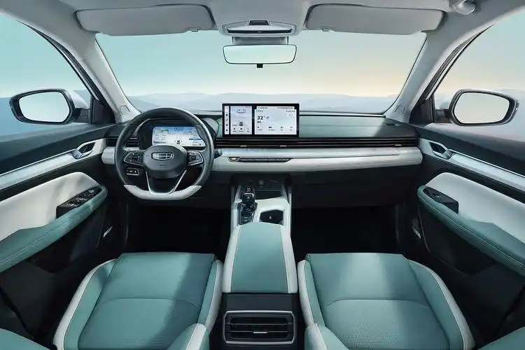 吉利帝豪l雷神hix上市补贴后售价12981458万元