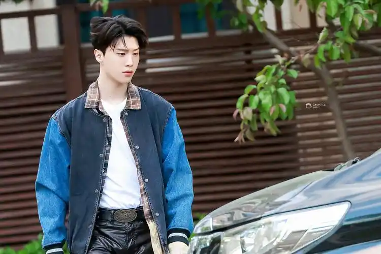 范丞丞 - 堆糖,美图壁纸兴趣社区