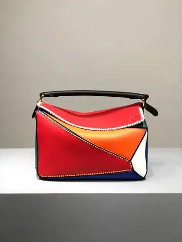 loewe/罗意威 2018ss新彩虹拼色puzzle几何包