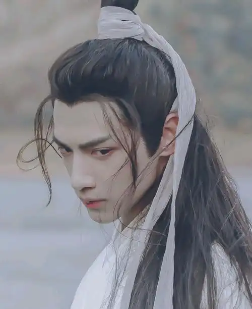 国风少年刘宇高马尾古装造型撞脸罗云熙的润玉你觉得谁更赢