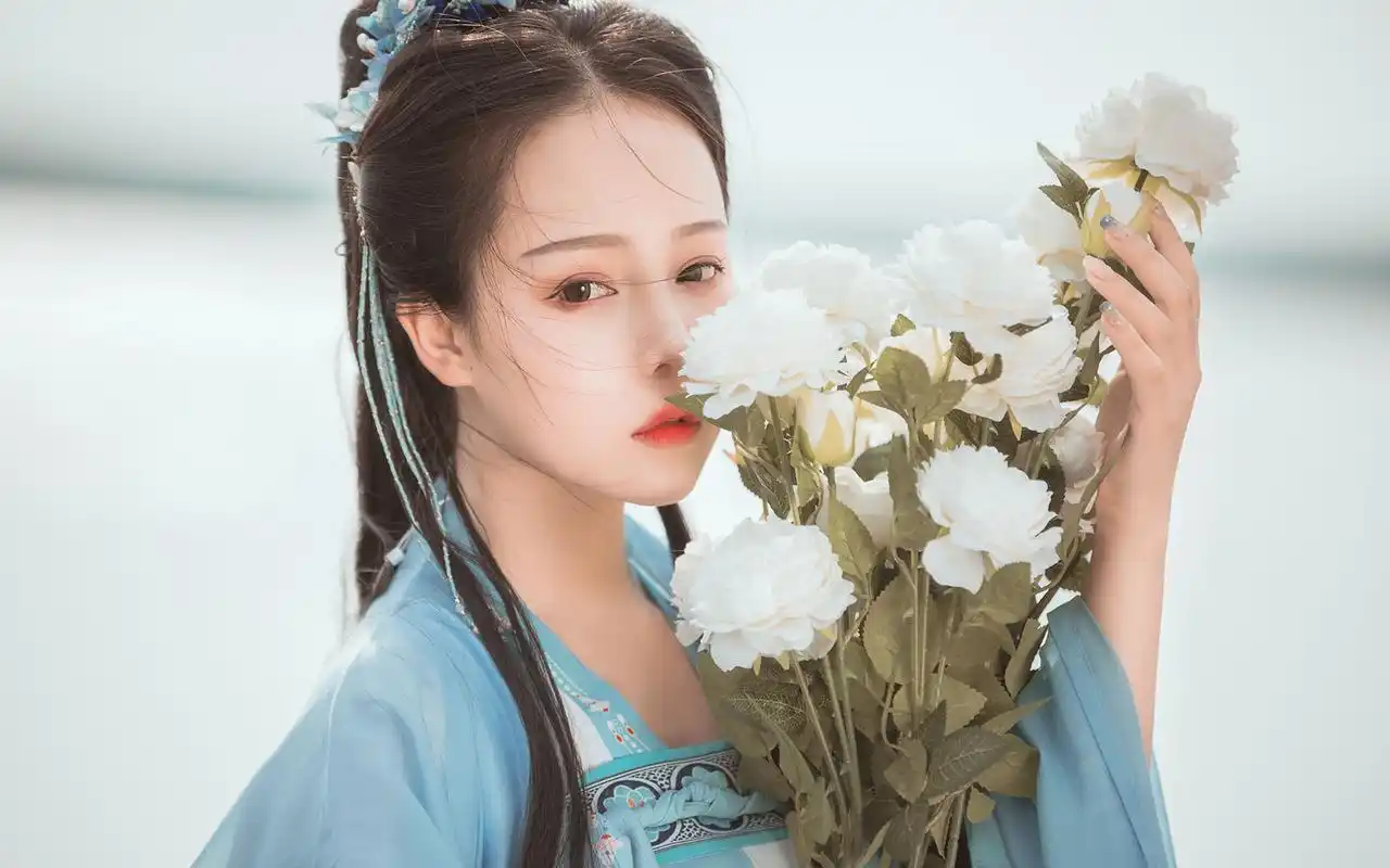 唯美古装美女仙气写真高清桌面壁纸