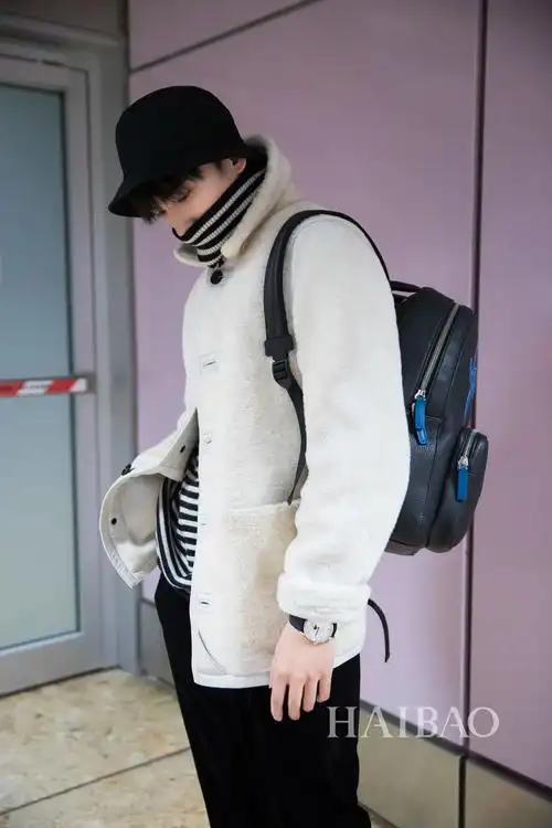 "2018海报街拍instar"候选人杨洋的全年街拍合辑:舒适清爽,帅气又时髦