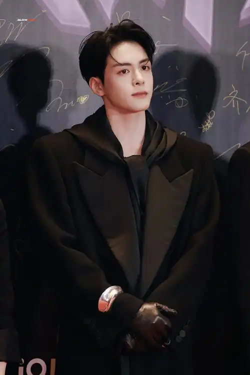 曾舜晞超话zsx#尖叫之夜星推官曾舜晞#231125 爱奇艺尖叫夜7315