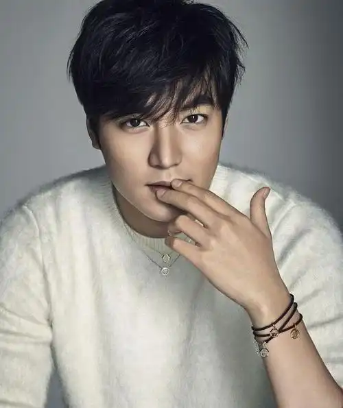 李敏镐,韩国男演员,模特,歌手,1987年6月22日出生于首尔