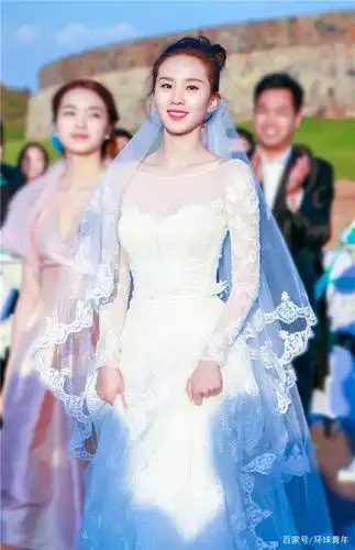 刘诗诗:穿上婚纱,做你最美的新娘
