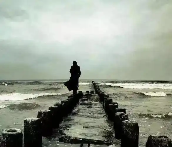 史上最孤独的一首诗,只有四句,却道尽沧桑