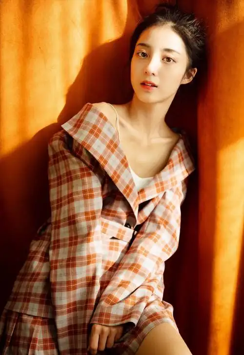 万鹏清新少女风写真图片,万鹏图片-第4图