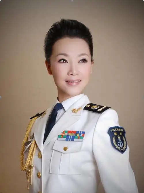 2013年2月公益报时嘉宾:吕薇