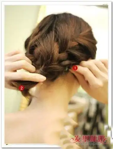 中短发蝎子头辫发 短发两边的蝎子辫(4)