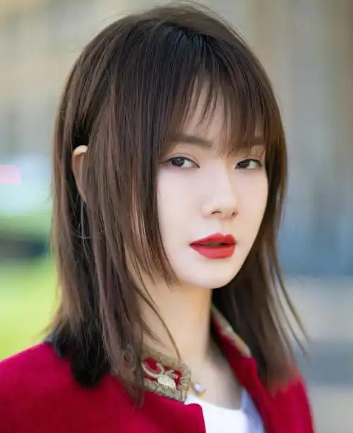 比辛芷蕾发型还要火这款公主切你一定不能错过