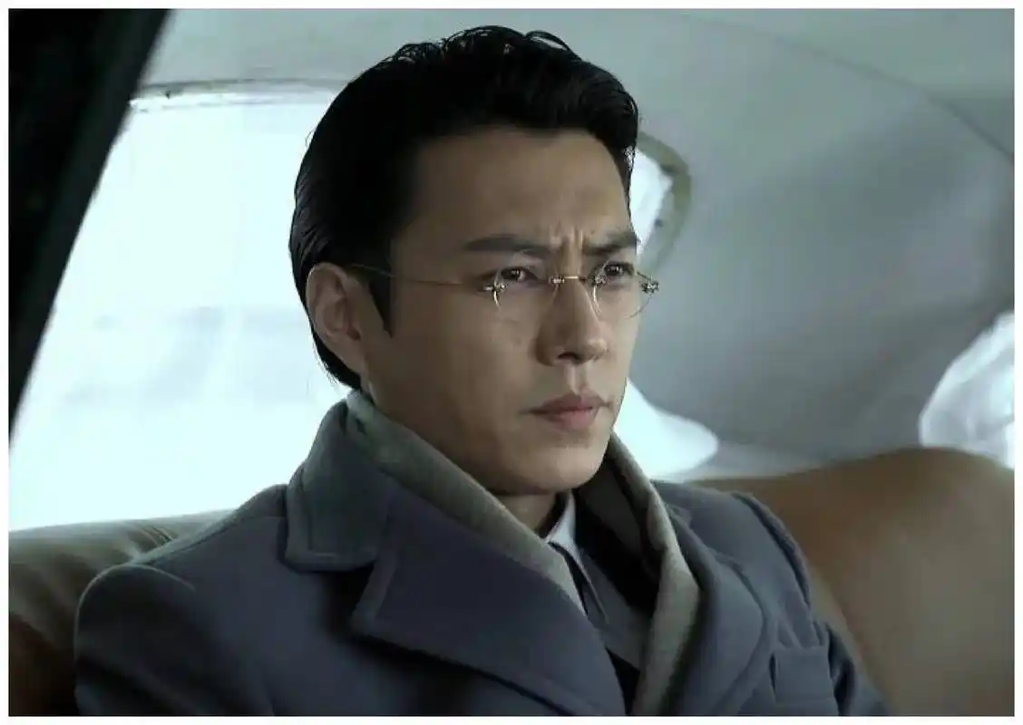 靳东最火的5部剧,《伪装者》《底线》上榜,你看过哪些?