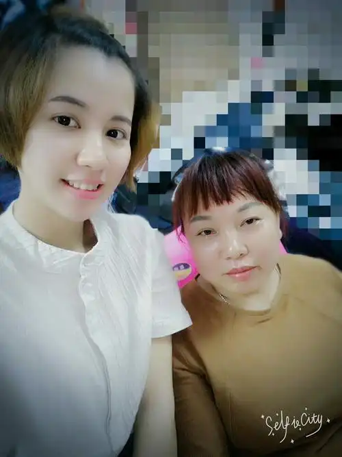 致我最爱的母亲.