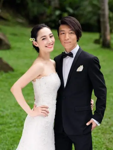 白百何首度正面回应婚变传言:以老公说的为准