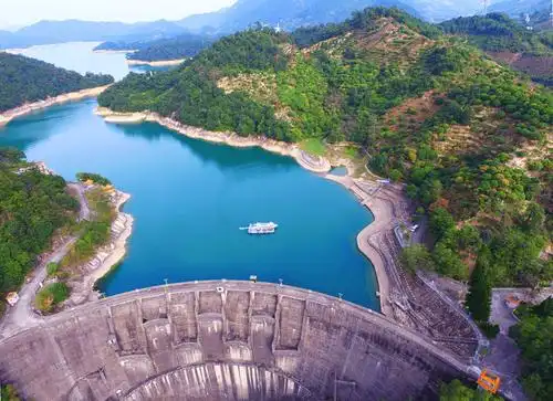 200601(12期p12云浮市新兴县合水水库)