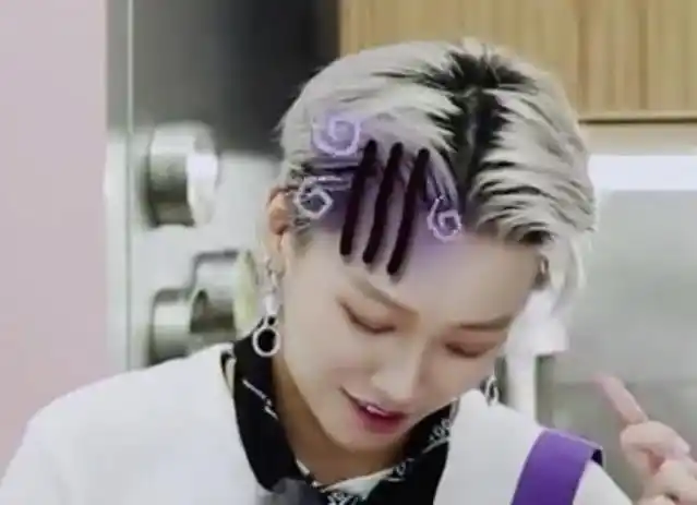 队友张希雅也许并没有恶意,她对刘雨昕或许只是朋友间的调侃