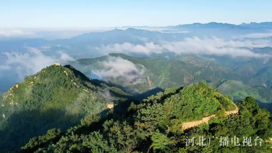 唐山遵化:云海 长城壮美如画