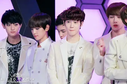 exo★120624‖动图‖那些天以"伤害队