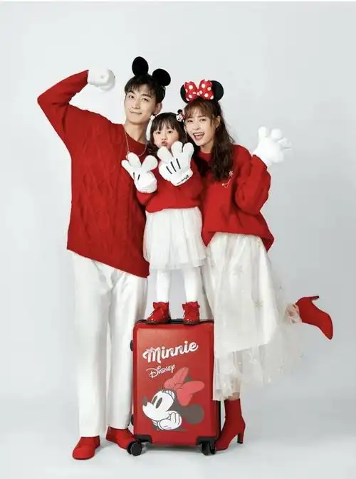 全家福摄影服装儿童摄影亲子服装中国红影楼服饰一家三口拍照服装