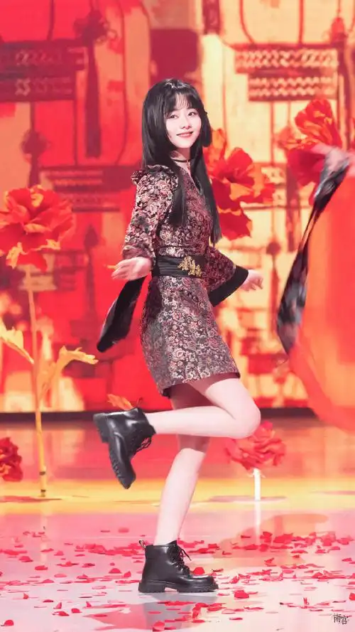 谭松韵王牌对王牌净土舞台