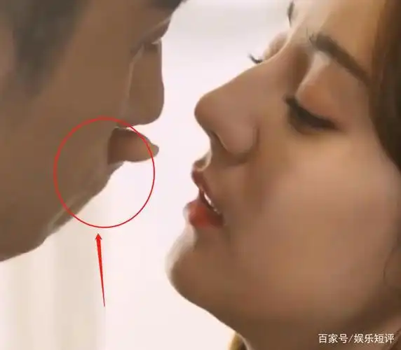 迪丽热巴新剧吻戏太撩人?见她吻完的反应,才懂啥是女演员的经验