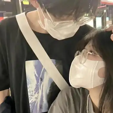 高级高冷双人同框情侣头像图片 稀有罕见的成熟酷拽情侣头像图片_情侣