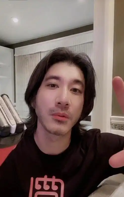 王力宏刮胡子了