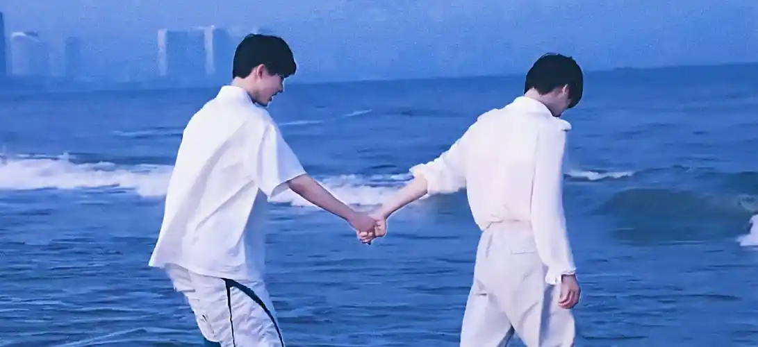 请勿上升真人本文纯想象请勿上升真人双a(不逆祺鑫)abo校园文 双向