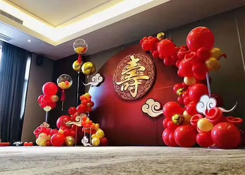 寿宴会场布置祝长辈们健康长寿南宁童梦气球