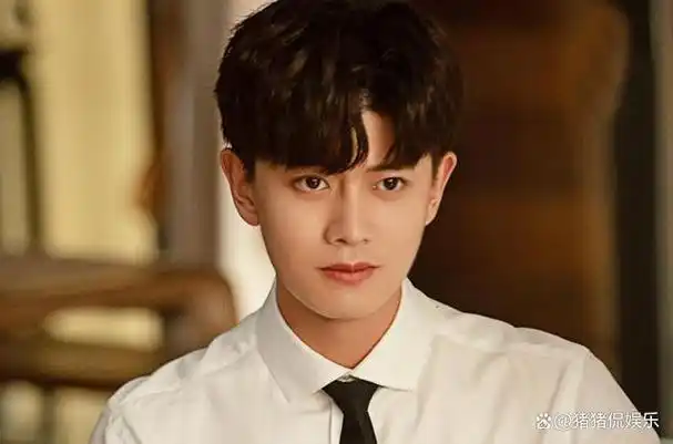 任嘉伦新剧媚世栖凰将启动女主竟是二搭的她要爆了期待