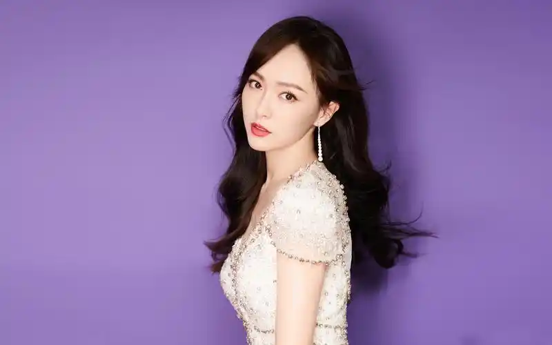 唐嫣璀璨星辰长裙性感图片桌面壁纸