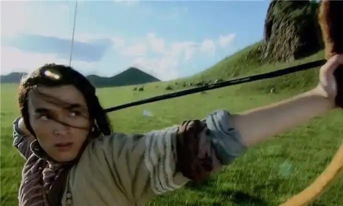 17版杨旭文的射大雕姿势,依旧是很帅气的特别声明