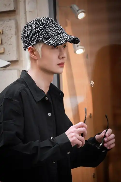 王一博巴黎时装周##王一博香奈儿品牌形象大使