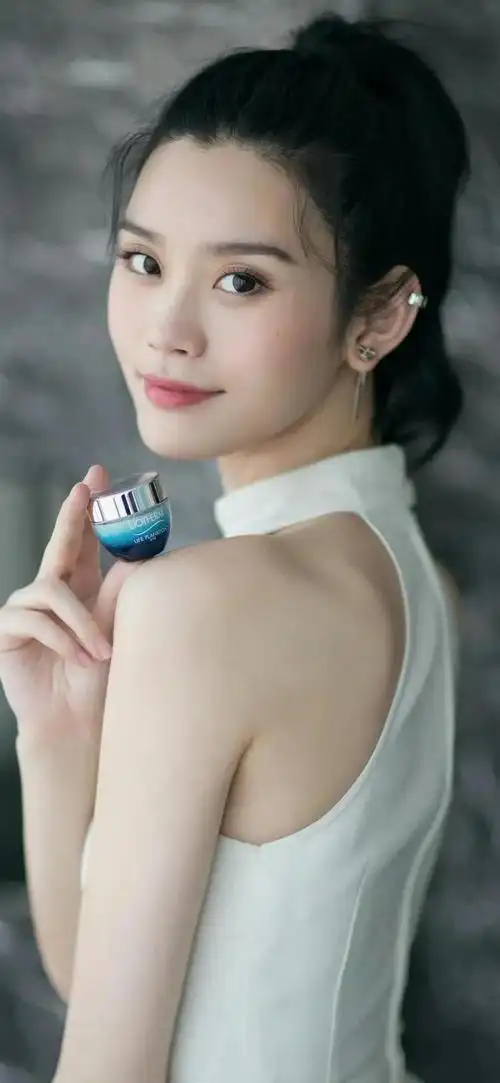 维密天使面孔奚梦瑶