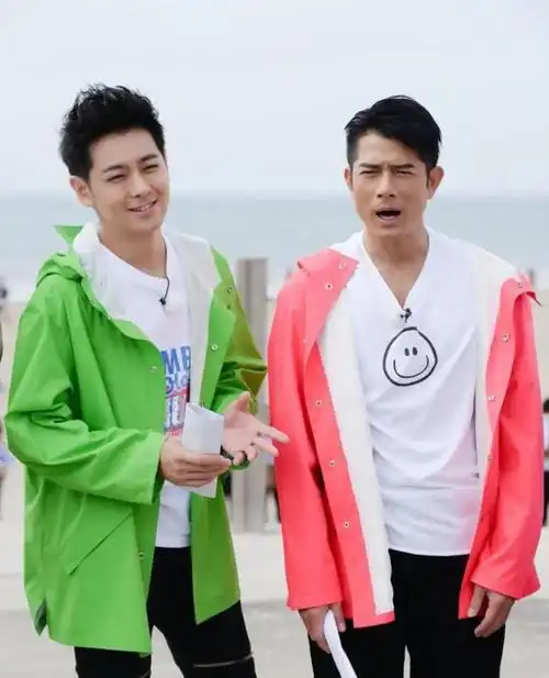 郭富城年轻的时候图片郭富城6岁到55岁罕见照