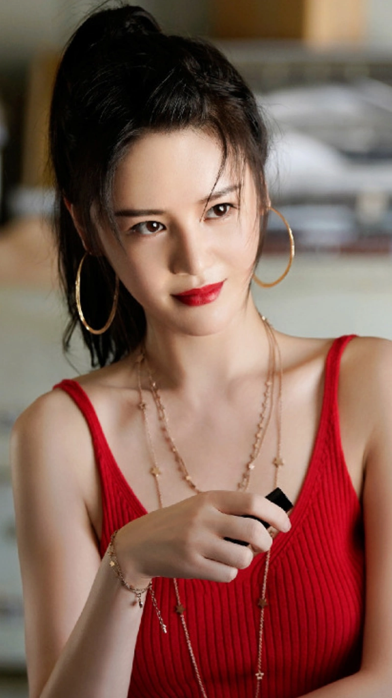 邱意浓唯美气质写真,漂亮又好看,太迷人了