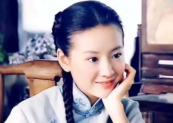 董洁出了轨男人叫什么名字(董洁哪一年离婚的)-天晟网