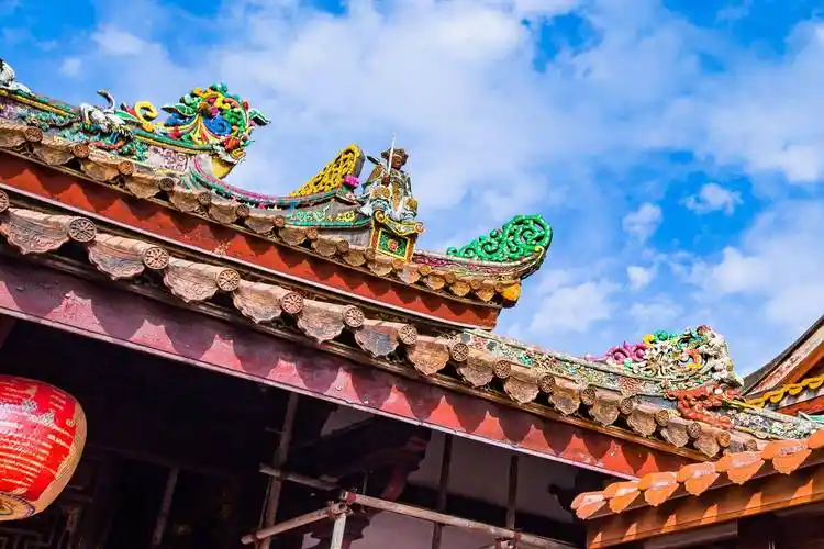 广东潮州开元寺,被称为"粤东第一古刹",吸引了众多游客前来_建筑_寺庙