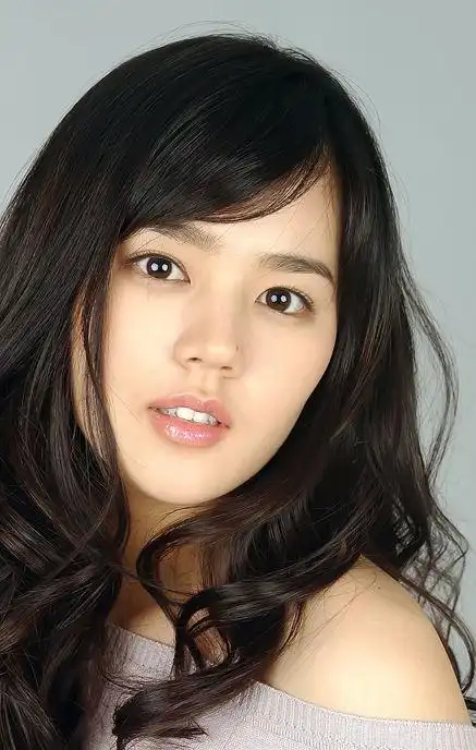 韩娱每周一星:天之骄女韩佳人 美貌智慧并存