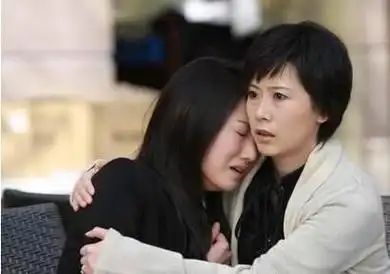 深情示爱欧豪,当众"卖惨"弄巧成拙,海清是真实在还是假聪明?