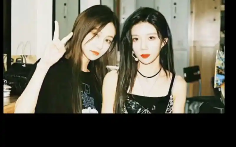 "黑喵 "#袁一琦 沈梦瑶