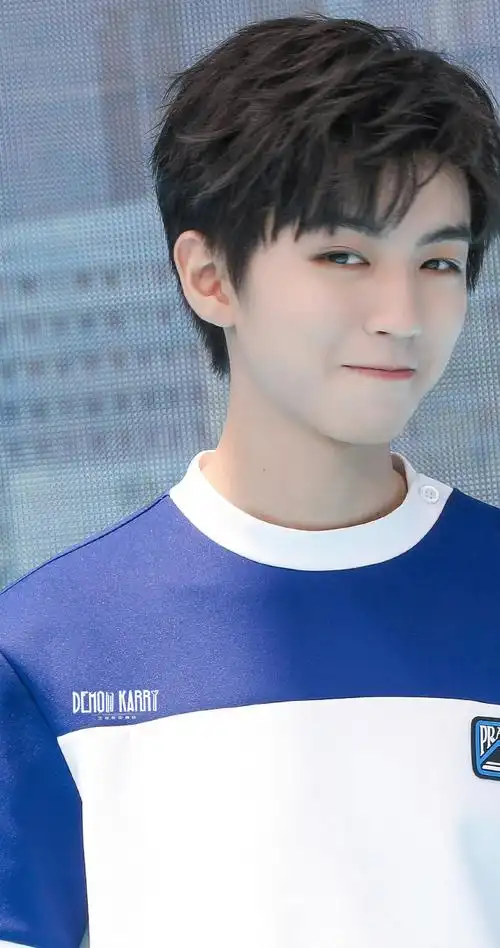 全世界最酷最帅的王俊凯