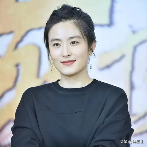 谈起这部戏,徐百慧忍不住为角色热泪盈眶,她说:"