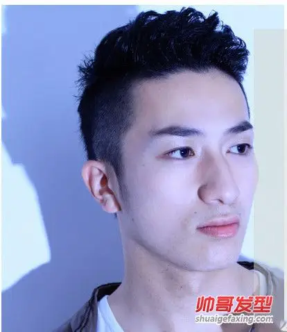 男生铲青发型两边剪短铲青发型荣膺夏季潮男最爱短发